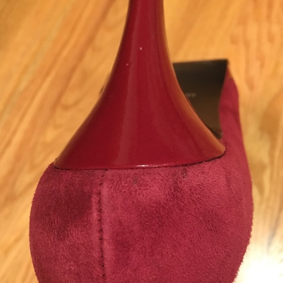Nine West red suede pumps, size 10 - Picture 6 of 7